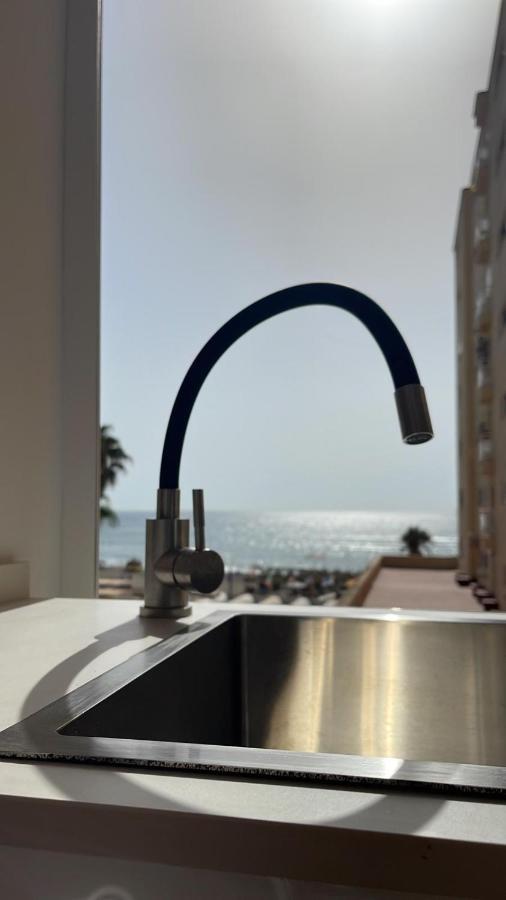 Torremolinos,Estudio Junto Al Mar En La Carihuela Extérieur photo
